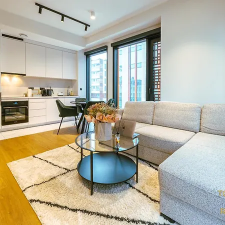 Towarowa Square Apartamento *