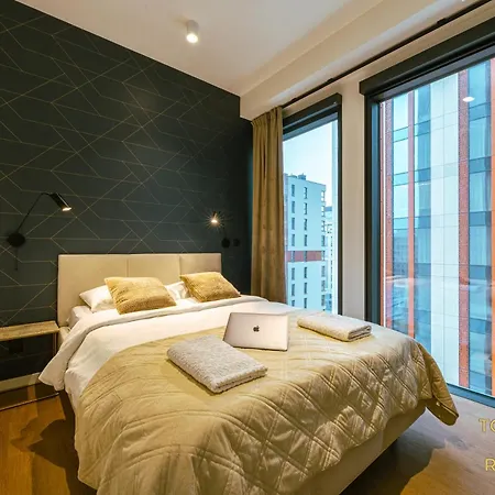 Towarowa Square Apartamento