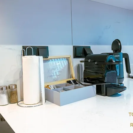 Towarowa Square Apartamento *