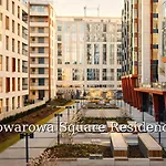 Towarowa Square * Varşova